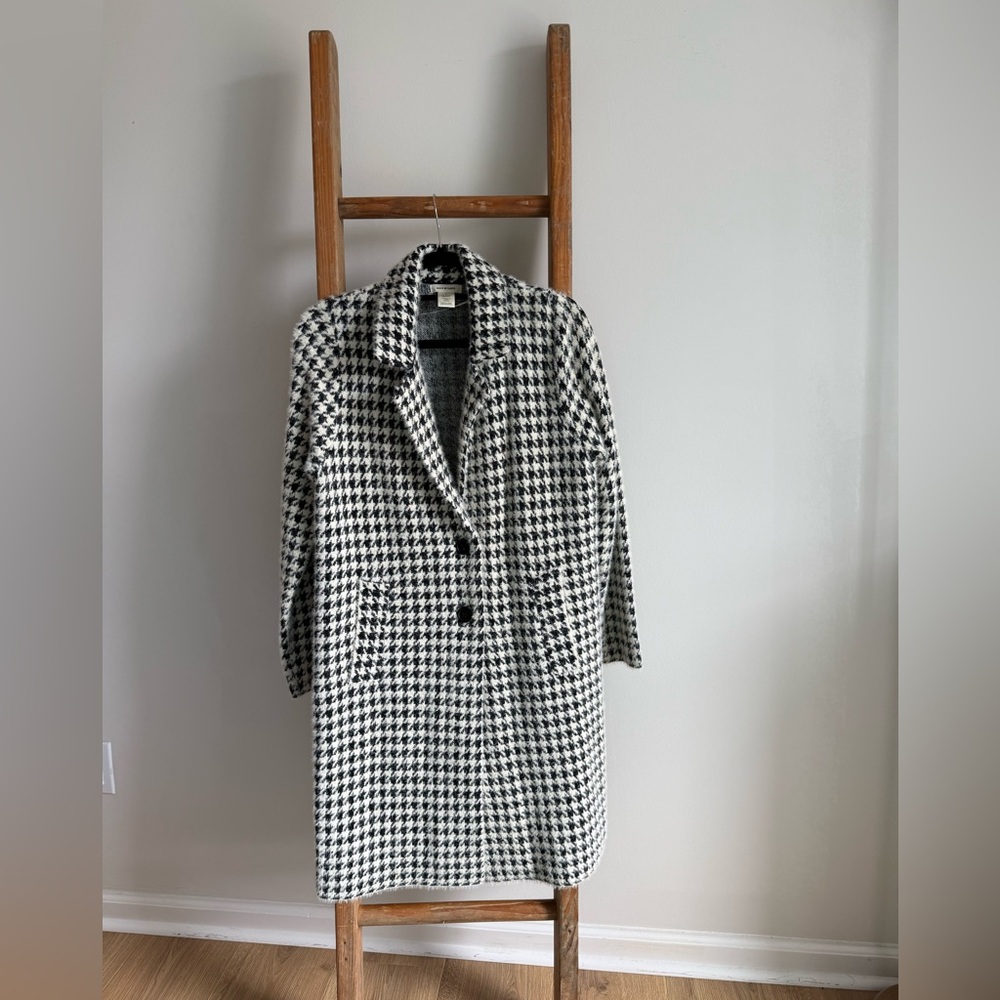 Max Studio Houndstooth Coat – Size S